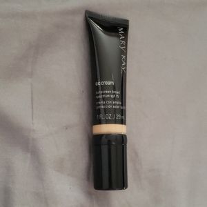 Mary kay cc cream light to medium shade